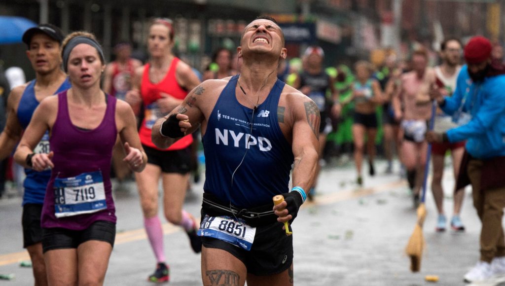 Study: 83% Of Marathon Spectators Only Attend For Sick Thrill Of Watching Fellow Man Suffer