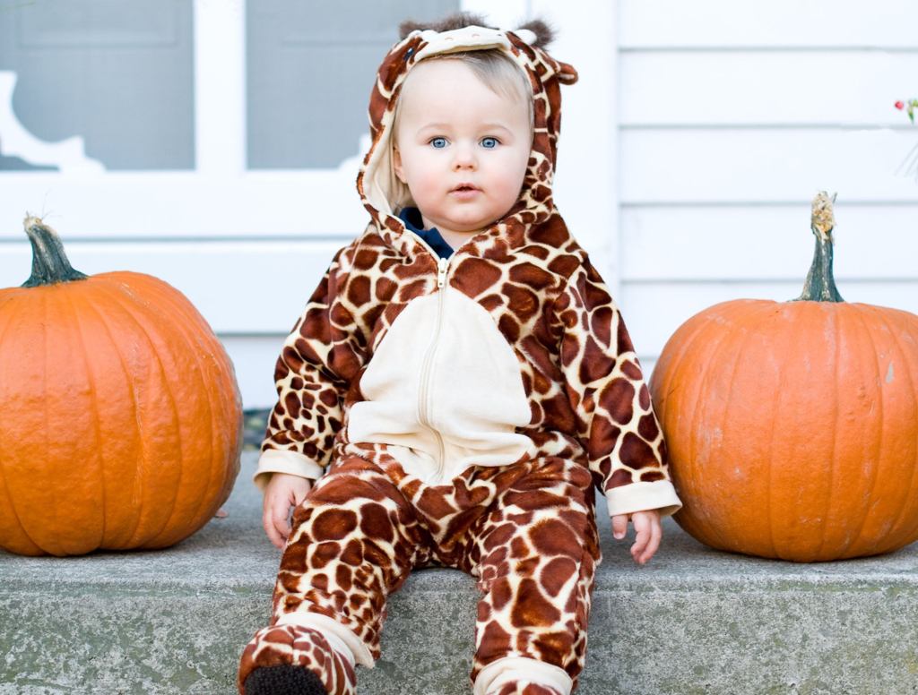 Toddler Shits Her Way Through 3rd Halloween Costume Of Night