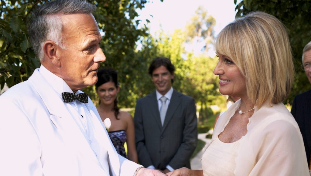 Relationship Experts Say Healthy Couples Should Be Renewing Their Vows 3 Times A Week