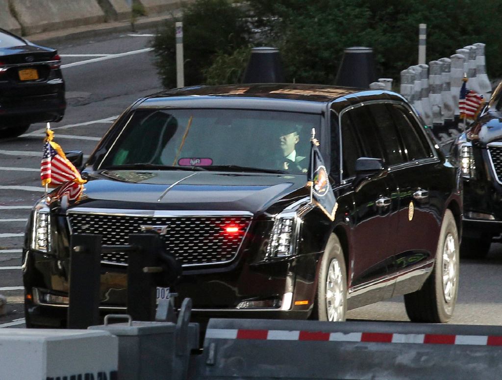 Trump Motorcade Picks Up Few Lyft Passengers To Help President Make Ends Meet