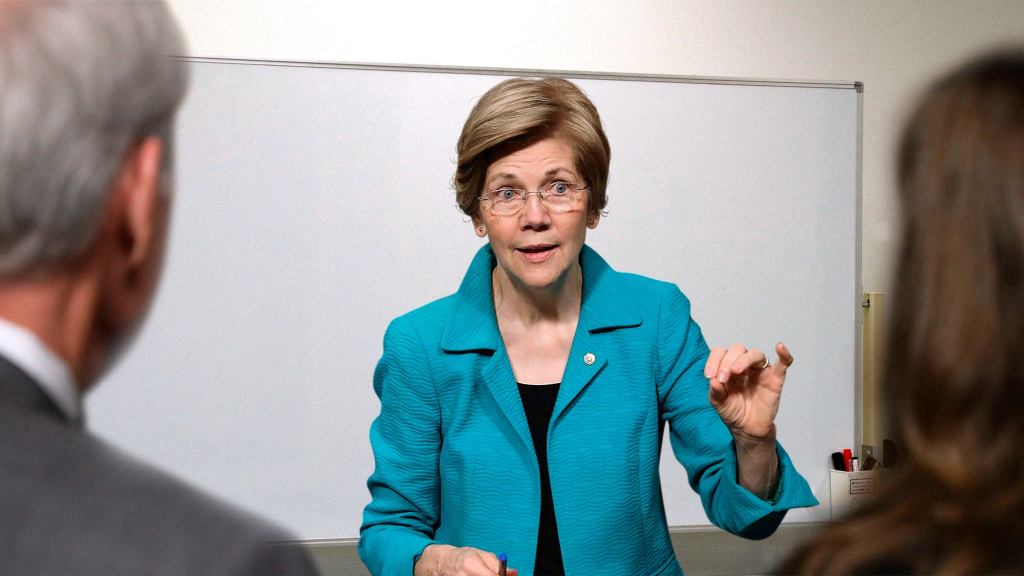 Elizabeth Warren Spends Evenings Tutoring Underperforming Candidates On Creating Comprehensive Policy