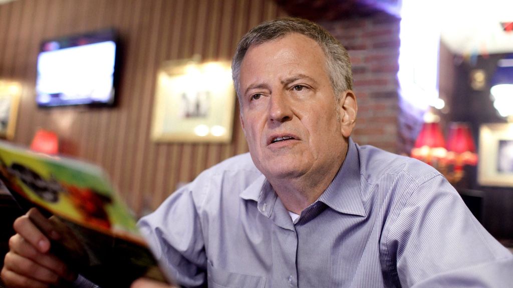 ‘That Place Is A Disaster,’ Says Bill De Blasio Watching Flooded NYC Subway On TV During Iowa Campaign Stop