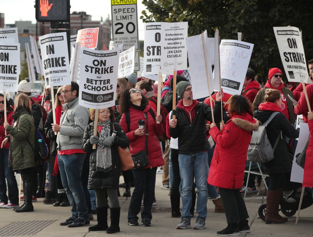 Chicago Promises Teachers Union It Will Reduce Class Sizes By Sending More Students To Jail