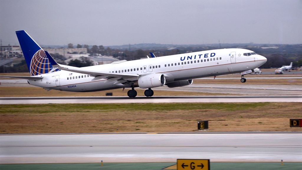 United Airlines Announces Plan To Take Over Lolita Express Routes