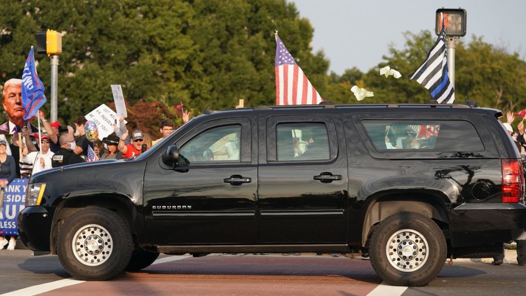 Trump Supporters Fighting Over Used Tissues President Tossed From SUV