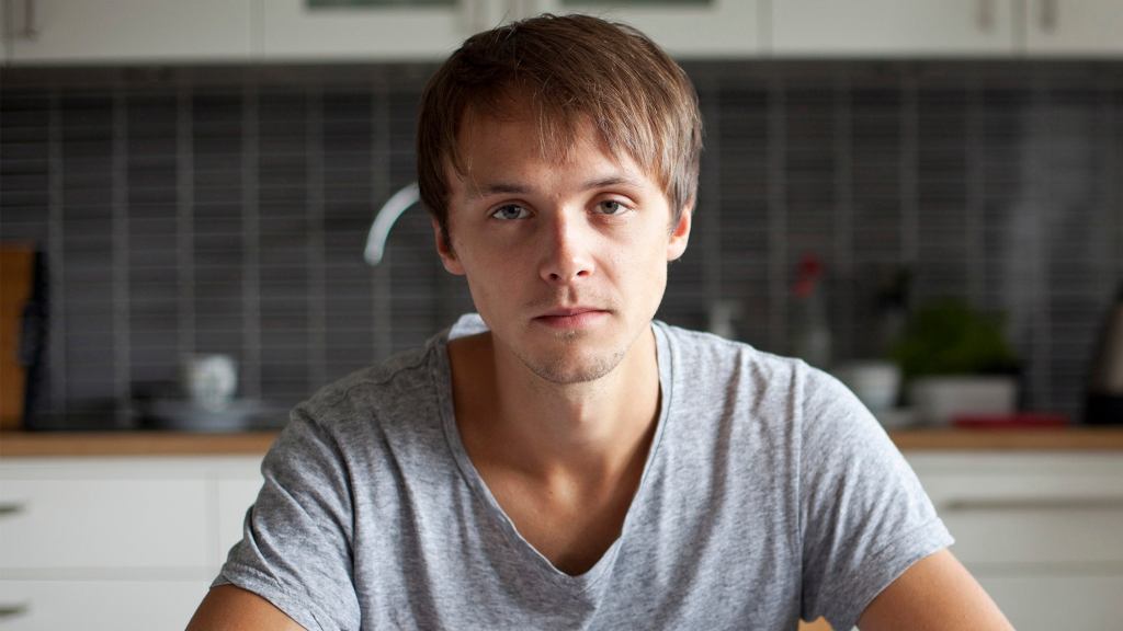 Man Hasn’t Heard Or Read Single True Thing In 6 Years