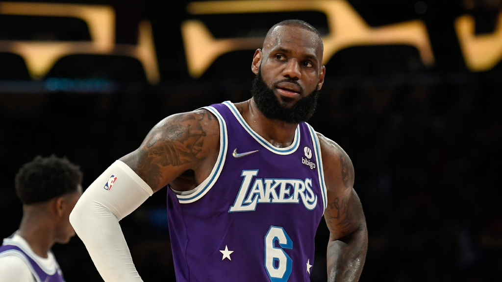 Rumors Swirl About LeBron James’ Future After He Deletes All Pictures Of Basketballs From Instagram