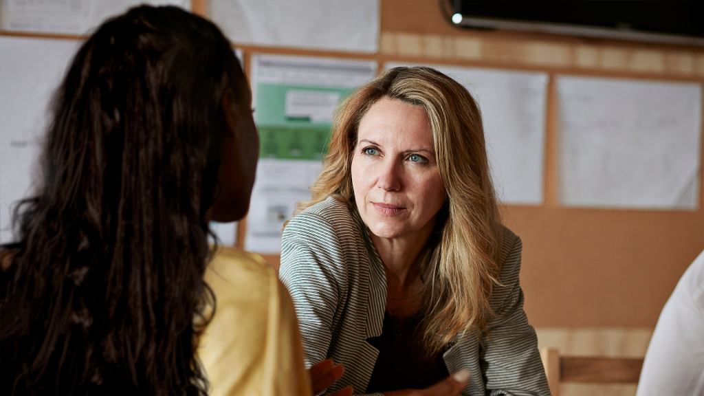 White Coworkers Astonished That Black Woman’s Hair Could Miraculously Grow So Long Over Weekend