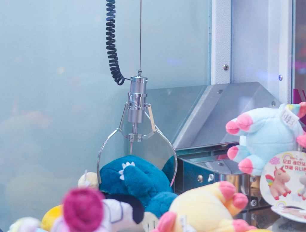 Claw Machine Dragging Across Toy’s Back Like That Probably Feels Pretty Good