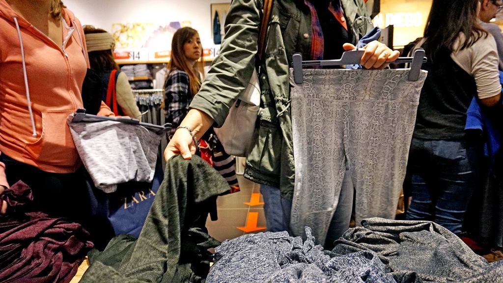 The Pros And Cons Of Fast Fashion