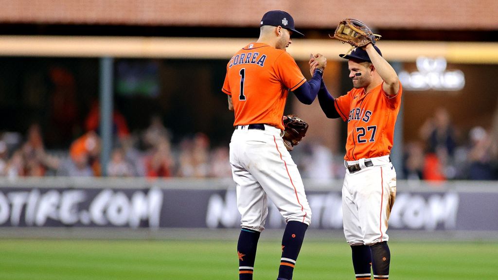 Jose Altuve Still Can’t Get Over How Small He Looks Out There