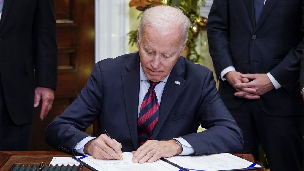 Biden Signs Legislation To Avert Crisis Of Treating Rail Workers Like Humans