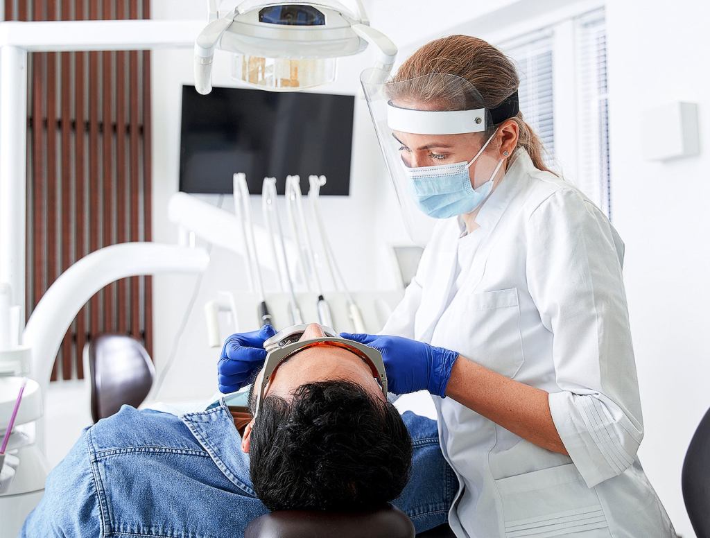 Dental Hygienist Digs A Little Harder Every Time She Mentions Husband