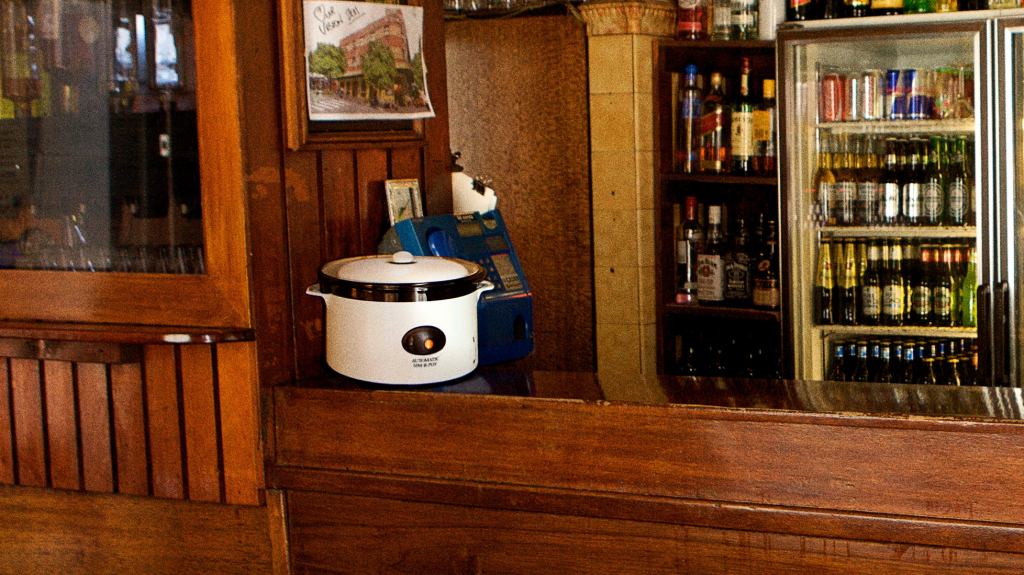 Report: Crock-Pot Of Chili Just Sitting There In Corner Of Dive Bar