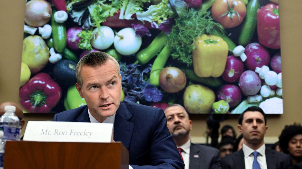 Ex-FDA Official Confirms Existence Of Vegetables