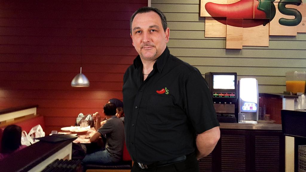 Excited Chili’s Customers Treated To Glimpse Of Almighty Shift Manager