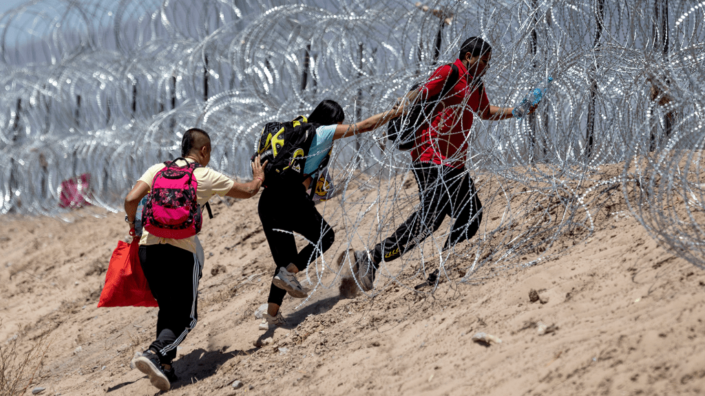 Texans Explain Why Razor Wire Should Be Allowed At The Border