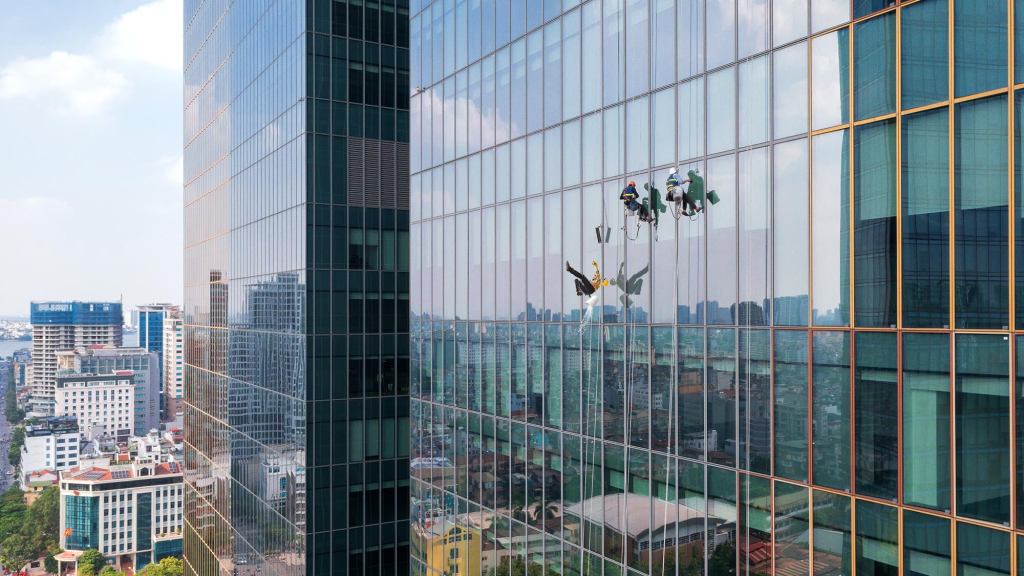 Window Washer Could Have At Least Dragged Squeegee Along Building As He Fell