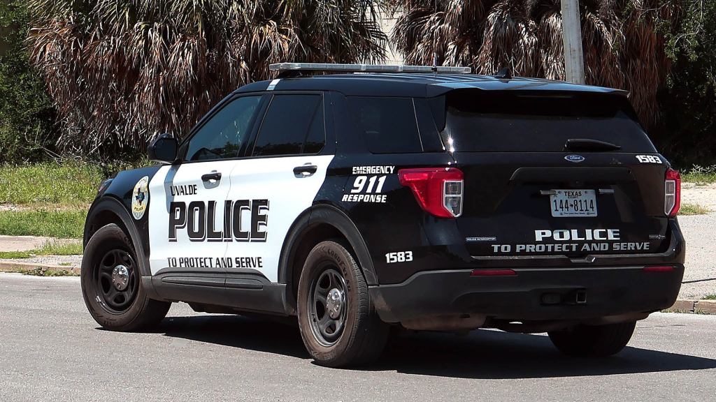 Report Shows Uvalde Police Chief Waited 2 Years In Parking Lot Outside Office Before Resigning