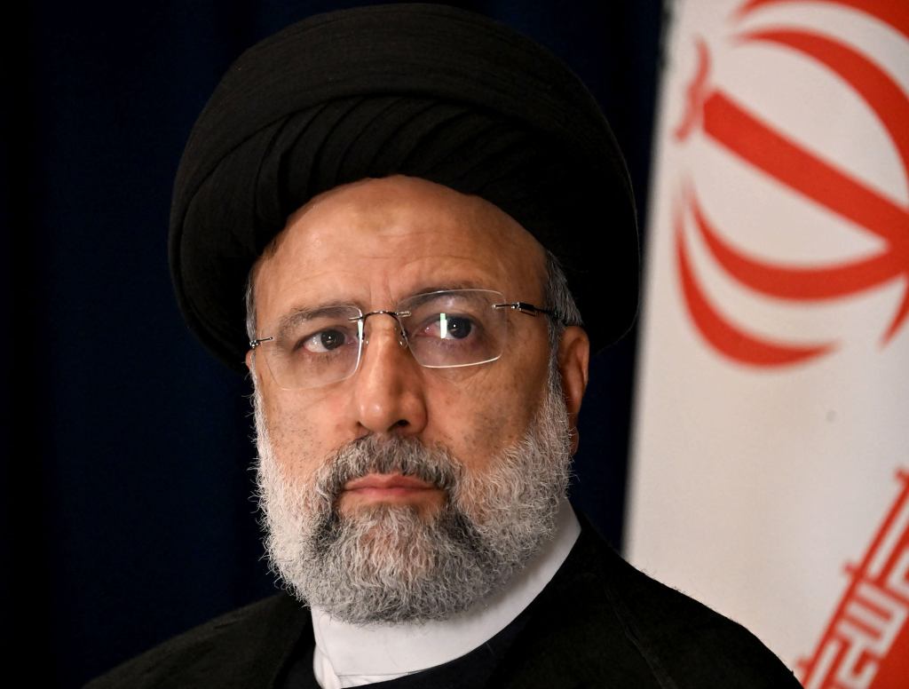 Iranian President Stoned To Death With Mountain