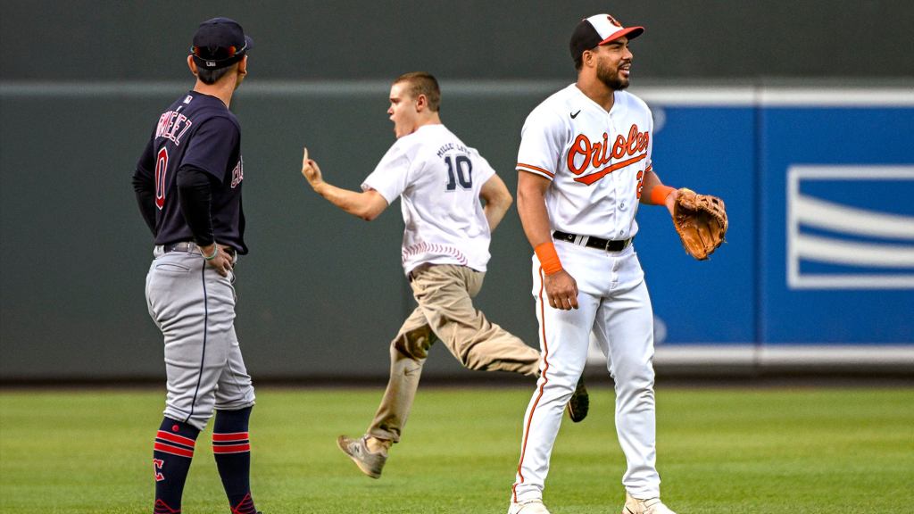 Relaxed Orioles Security Will Get Around To Removing Fan From Field In Another Inning Or So