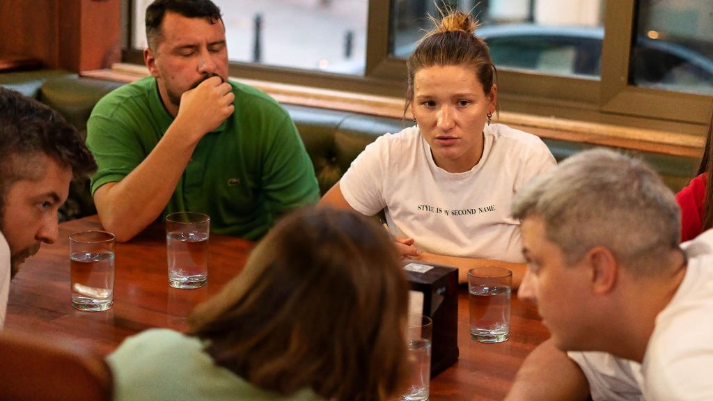 Inconclusive Study Fails To Identify Whose Water Glass Was Whose